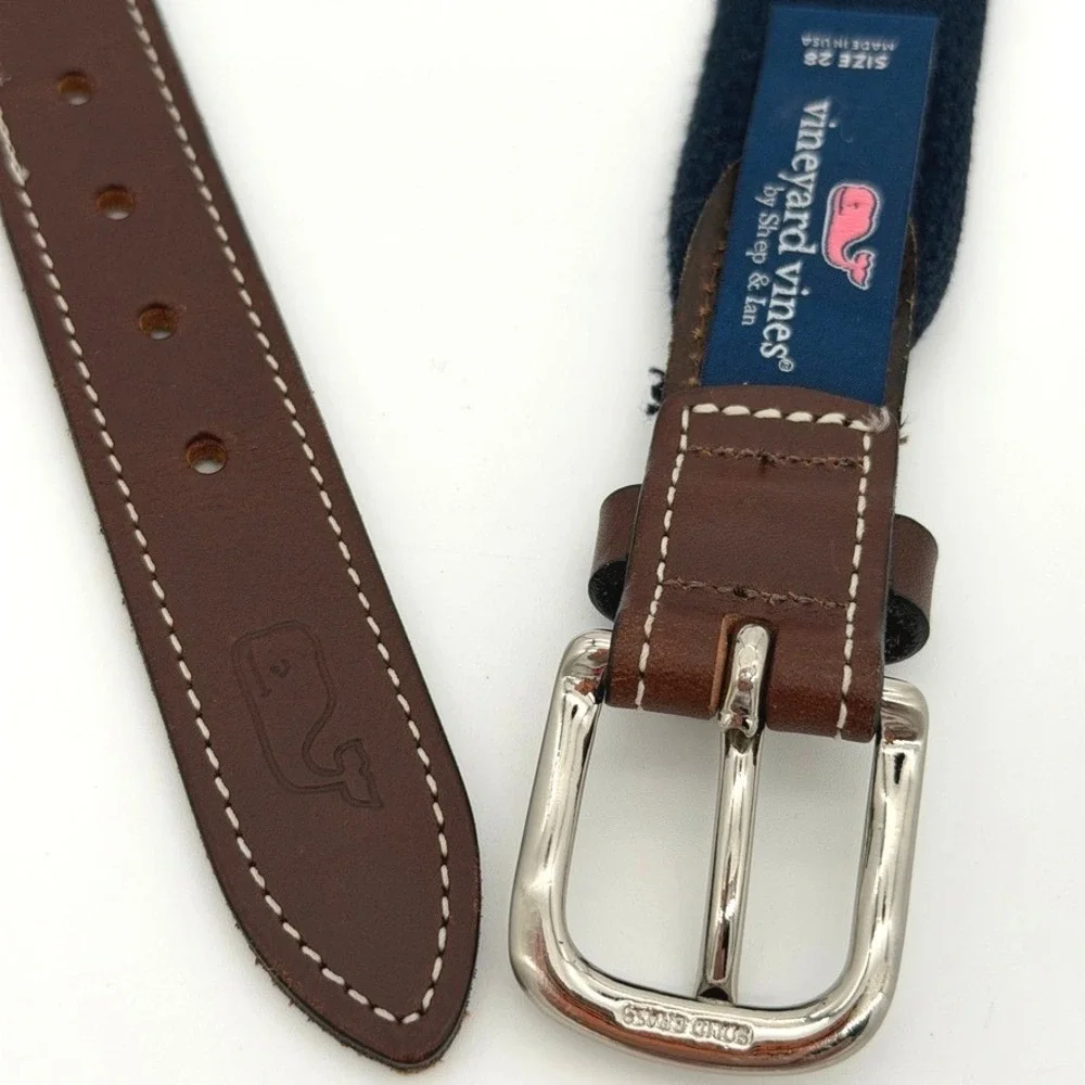 Vineyard Vines Men's Belt Size 28 Blue Whale Print Canvas‎ w/ Leather Tabs NWOT